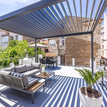 Oasis New Apartamento